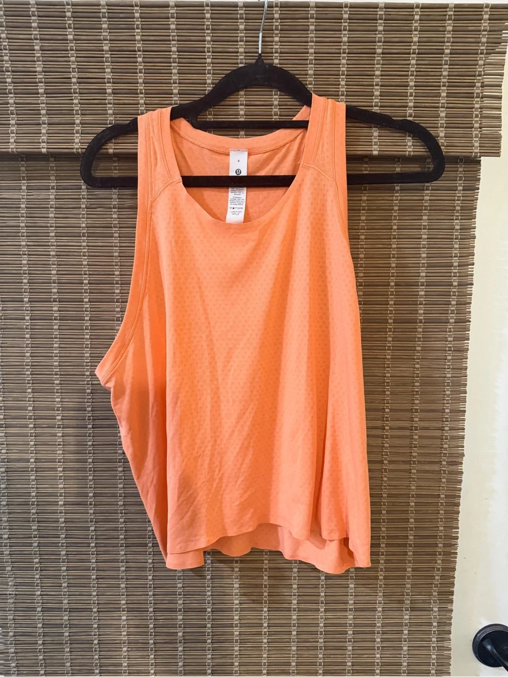 Lululemon Women’s Sleeveless Athletic Tank Top - Orange